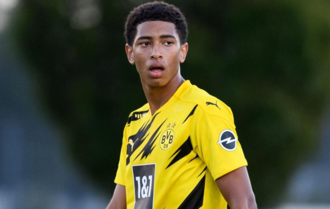 曼联官方：队内22名球员有望参加世界杯，其中3人需战附加赛（曼联官宣：队内22人有望出战世界杯，另有3人需踢附加赛）