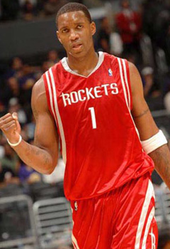 OMG官方：签下中单选手haichao；打野Tianzhen等4人离队（OMG官宣：中单haichao加盟，打野Tianzhen等四人离队）