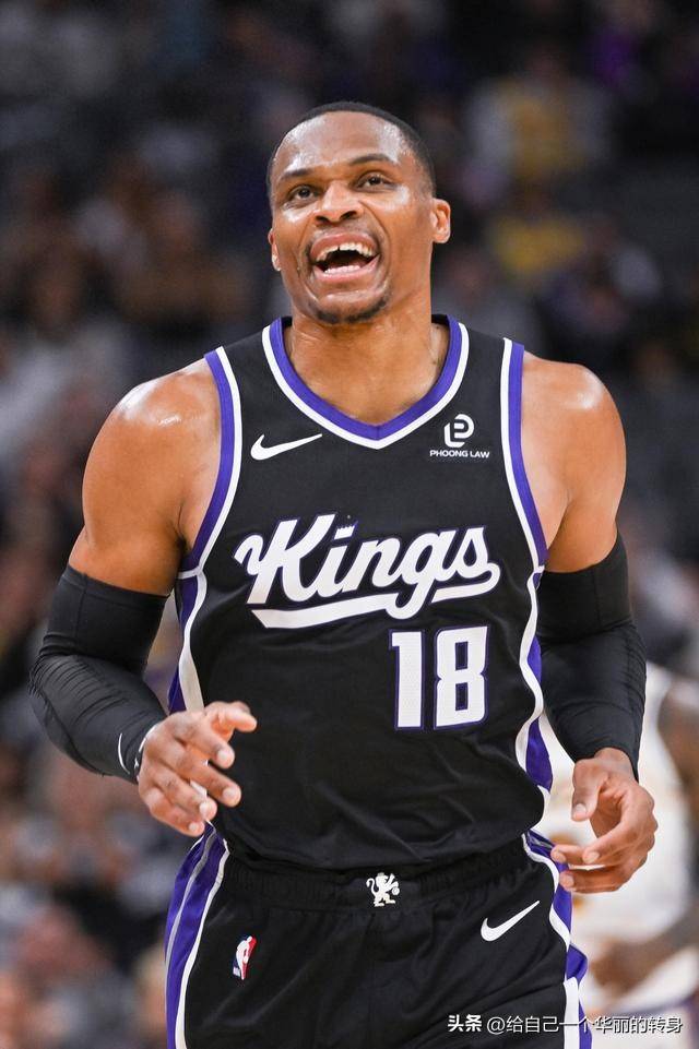 📺 明晚十点，我狐最后一场季前热身赛。（📺 明晚十点，我狐季前热身收官战）