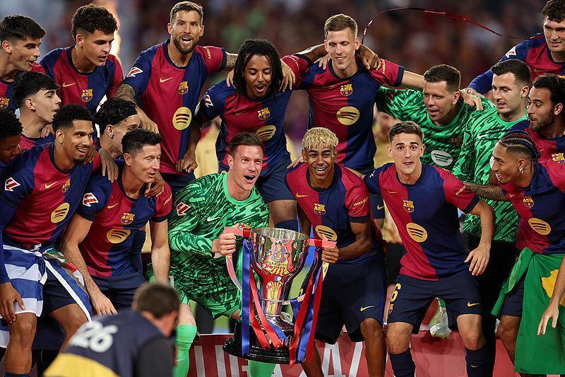 沪媒：申花亚精英赛或派出6外援阵容，力争保住晋级希望（沪媒称申花亚精英赛或以6名外援出战，力保晋级希望）