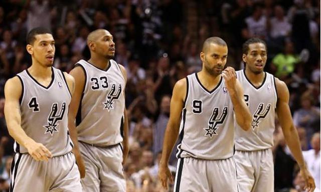 本世纪德甲戴帽数前10：莱万384场16次第1，凯恩76场10次第3（德甲本世纪帽子戏法榜前十：莱万384战16帽居首，凯恩76战10帽列第3）