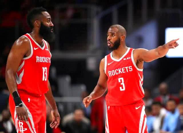 小法：梅西第一次训练就把我晃倒了；现在的球员有点被宠坏了（法布雷加斯回忆：梅西首次训练就把我过倒；感叹如今球员有些被娇惯）