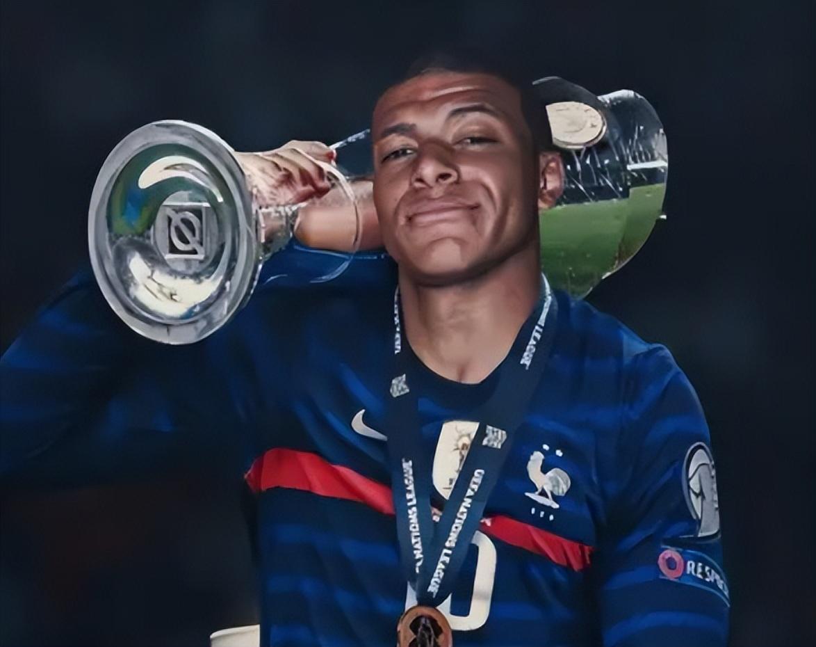 公牛内线受限难挽败局（内线受制，公牛难逃失利）