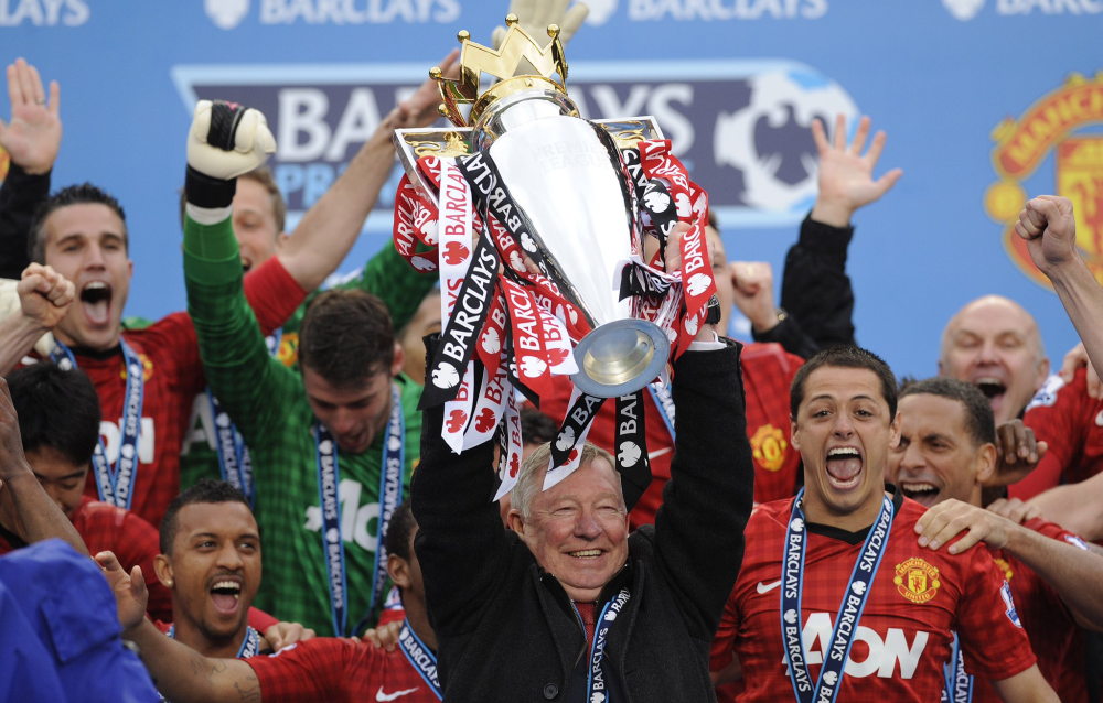 为国征战，感谢有你！国足官方为刚刚退役的尹鸿博送上祝福（尹鸿博正式退役，国足官方致以谢意与祝福）