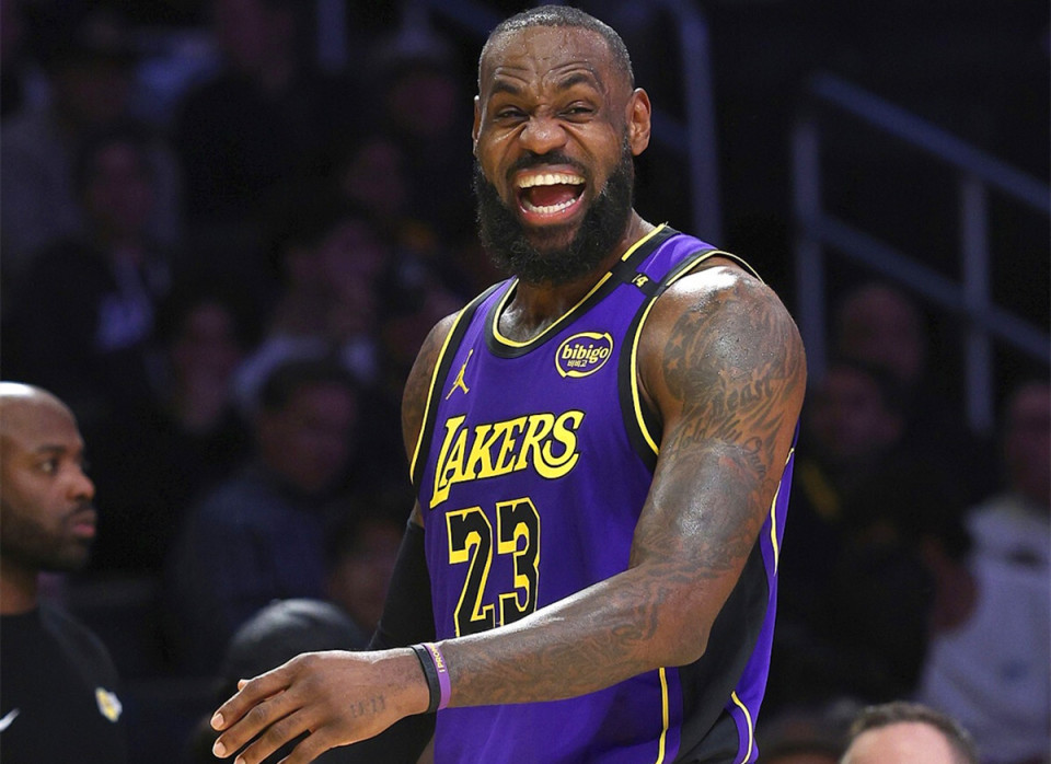 齐沃：劳塔罗被外界持续批评并不公平，他在德比前两天发烧了（齐沃：劳塔罗德比前两天发烧，外界连日批评不公）