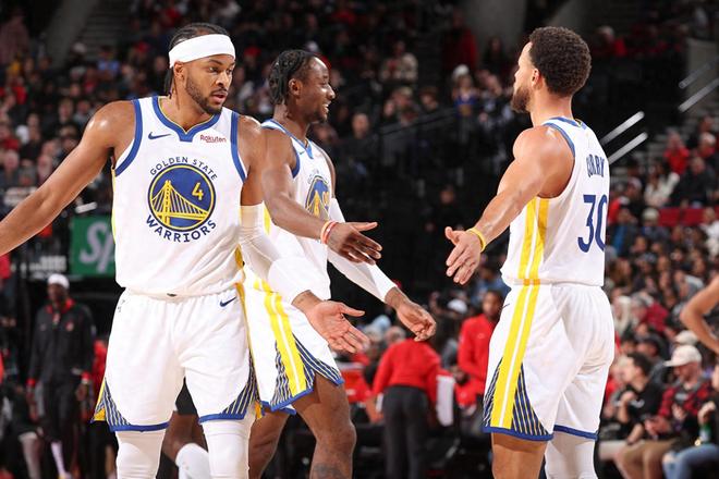 马卡：皇马高层连夜开会，确定欧冠对曼城是阿隆索生死战（马卡报称：皇马高层连夜商议，认定欧冠战曼城将成阿隆索的生死之战）