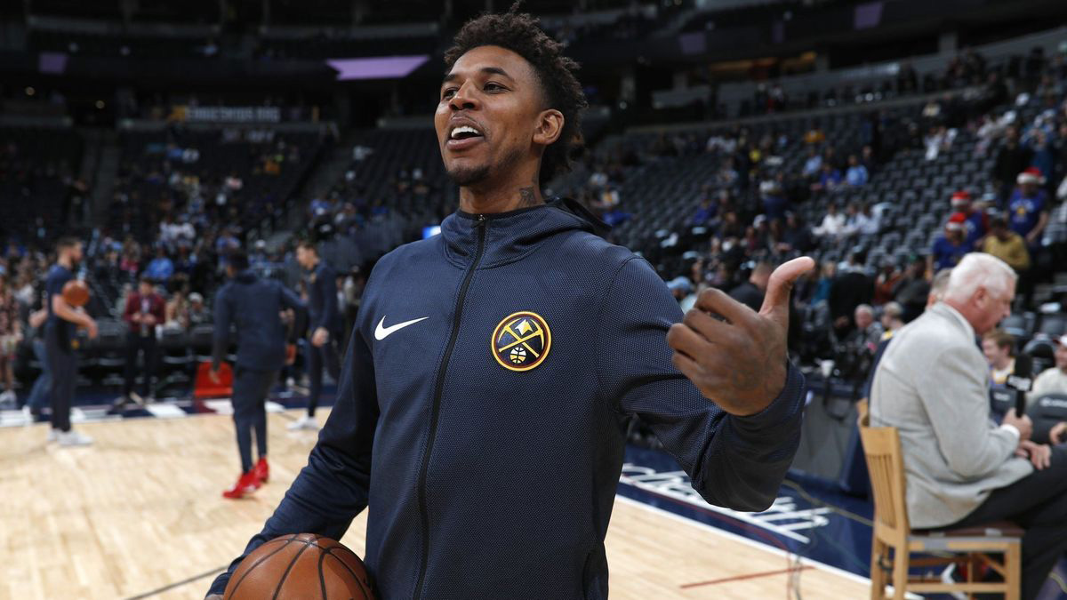 都体：邓弗里斯可能继续缺席与马竞比赛；泽林斯基已参加合练（都体：邓弗里斯或继续缺席对阵马竞，泽林斯基已随队合练）