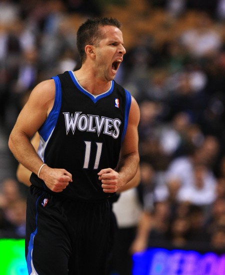 布斯克茨和阿尔巴结束球员生涯，巴萨官方发文祝福（布斯克茨、阿尔巴宣布退役，巴萨官方发文送上祝福）