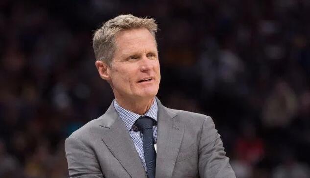 每体：孔德提前退出巴萨今日训练，出战塞尔塔成疑（每体：孔德今日巴萨训练提前离场，出战塞尔塔存疑）