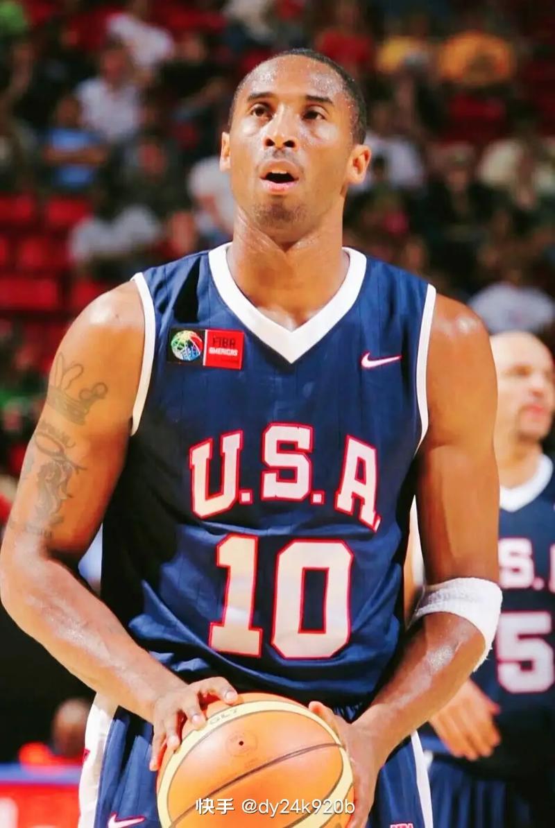 刘若钒：想用中超冠军回报海港，没有他们就没有我今天的一切（刘若钒：盼以中超桂冠回馈海港，没有他们就没有今天的我）