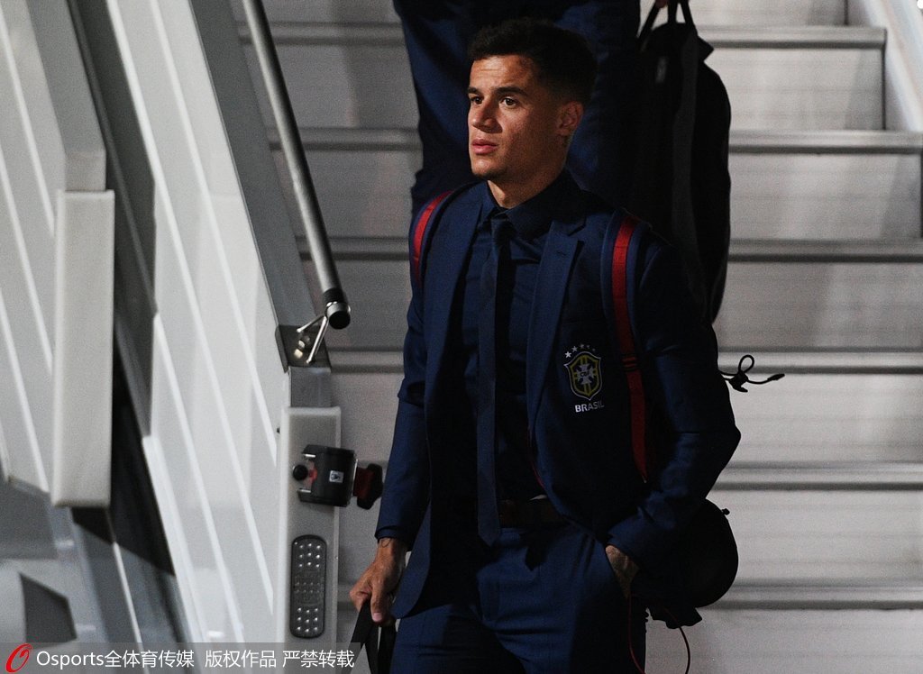 从切尔西弃儿到顶级中场，青训教练：对负面言论赖斯从不抱怨（从被切尔西放走到跻身顶级中场，青训教练称赖斯从不抱怨质疑）