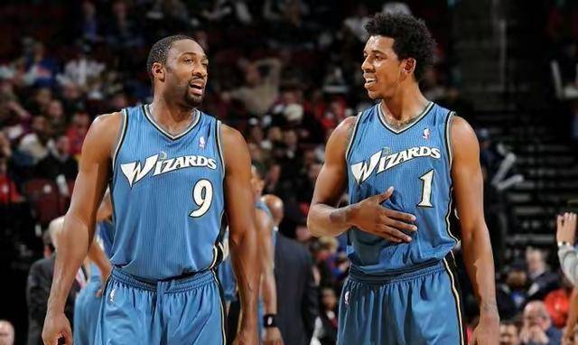 沃尔夫斯堡vs勒沃库森：马耶尔、阿诺德首发，希克、格里马尔多出战（沃尔夫斯堡对阵勒沃库森：马耶尔、阿诺德先发，希克、格里马尔多登场）