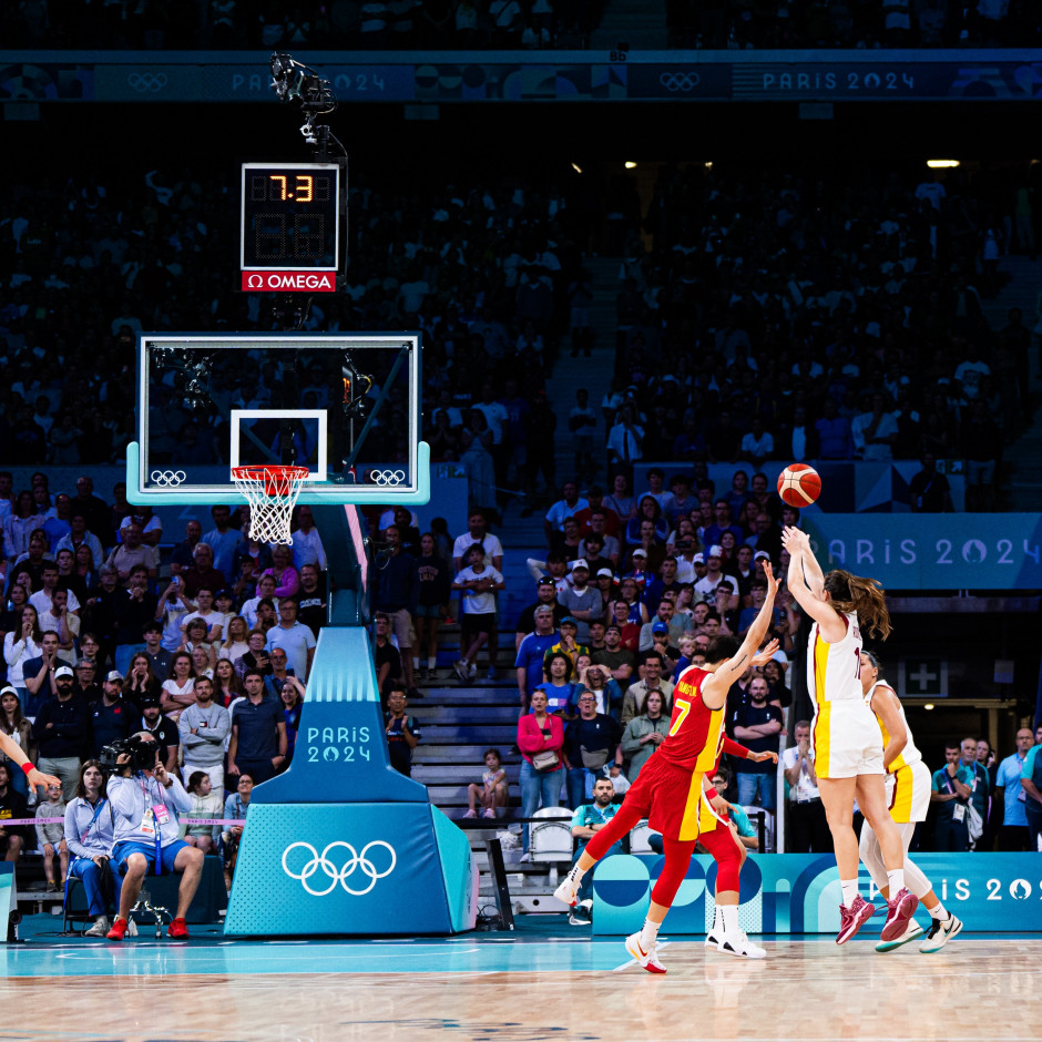 国足备战世界杯又晚了，邵佳一主打年轻牌，30岁老将淡出新国家队（国足世界杯备战再误时机，邵佳一力推年轻化，30岁老将淡出新国家队）