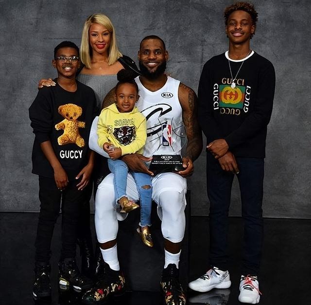 特巴斯：皇马主席对内格雷拉案完全一知半解，装什么正义化身（特巴斯批皇马主席：对内格雷拉案知之甚少，却自诩正义使者）