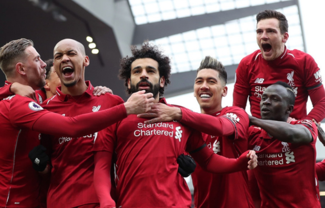 体验冰上乐趣 畅享运动激情（畅玩冰上世界 燃动运动热情）