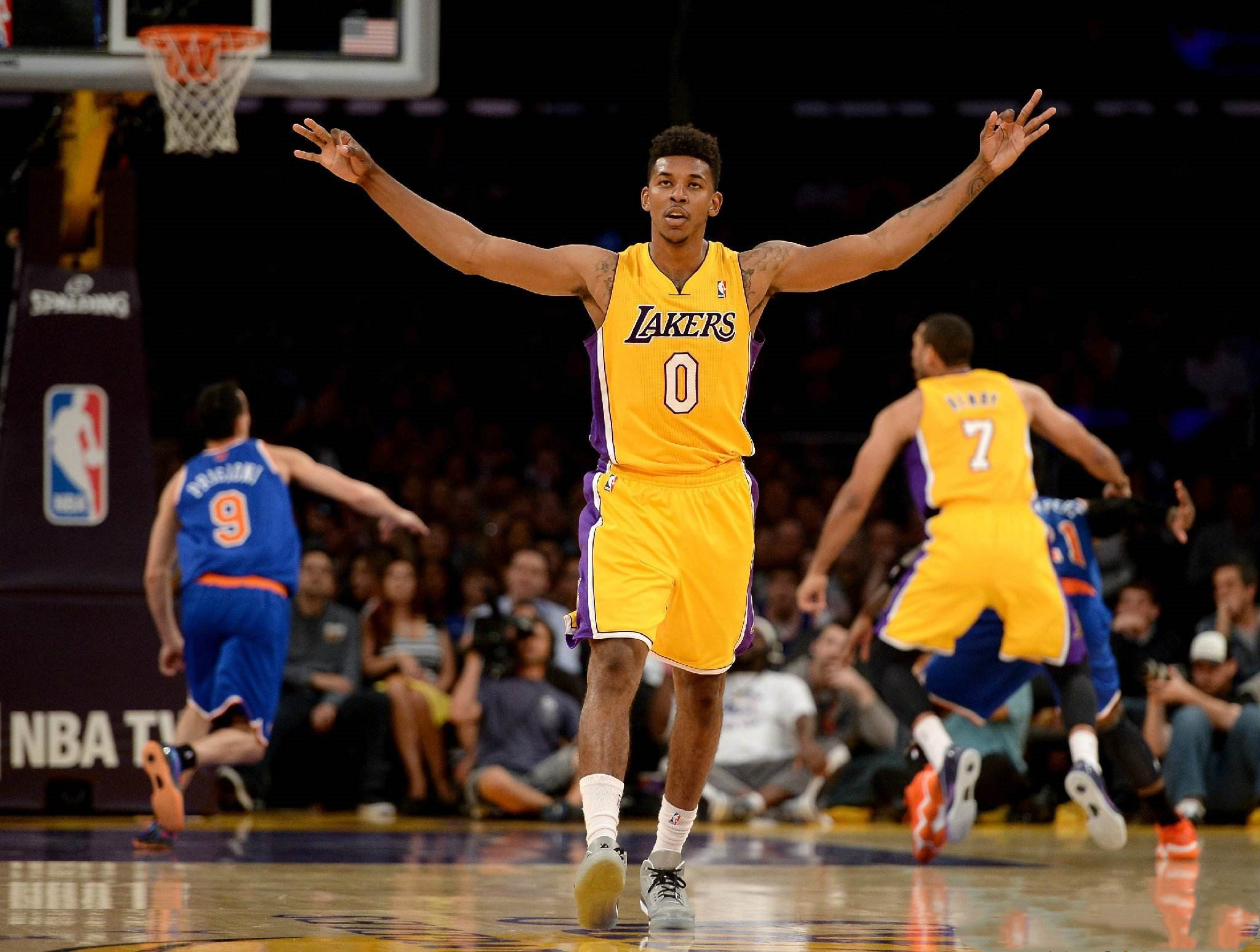 这里是我的主场，加布里埃尔向库尼亚介绍阿森纳训练基地（加布里埃尔带库尼亚参观阿森纳训练中心：这是我的地盘）