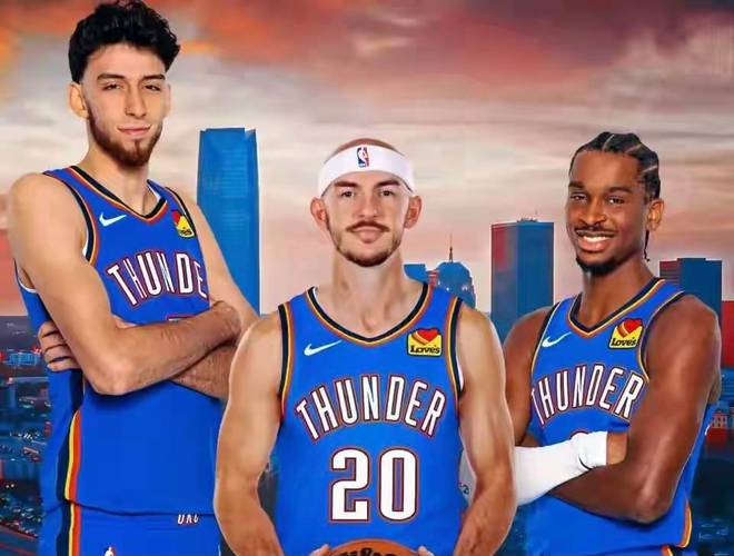 空中轰炸！多特抛传输送炮弹 哈滕起飞空接单臂灌篮