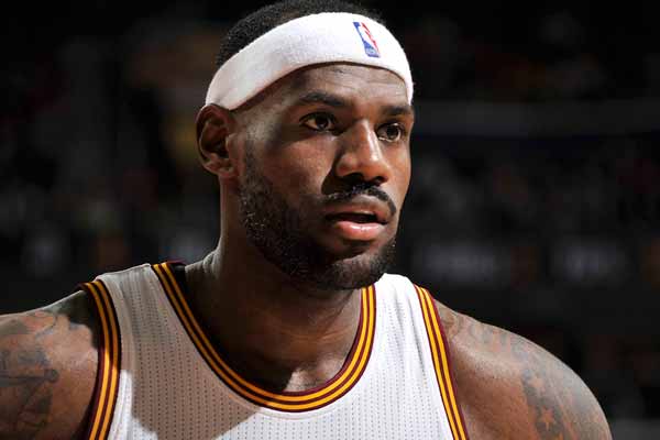 切尔西队史引进U20球员转会费排行榜：拉维亚6210万欧第一（切尔西队史U20引援转会费榜：拉维亚以6210万欧登顶）