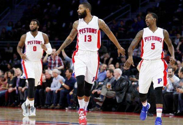 里程碑！国王主教练古尔吉安迎NBL执教生涯第850场比赛（里程碑时刻：国王主帅古尔吉安迎来NBL执教第850场）